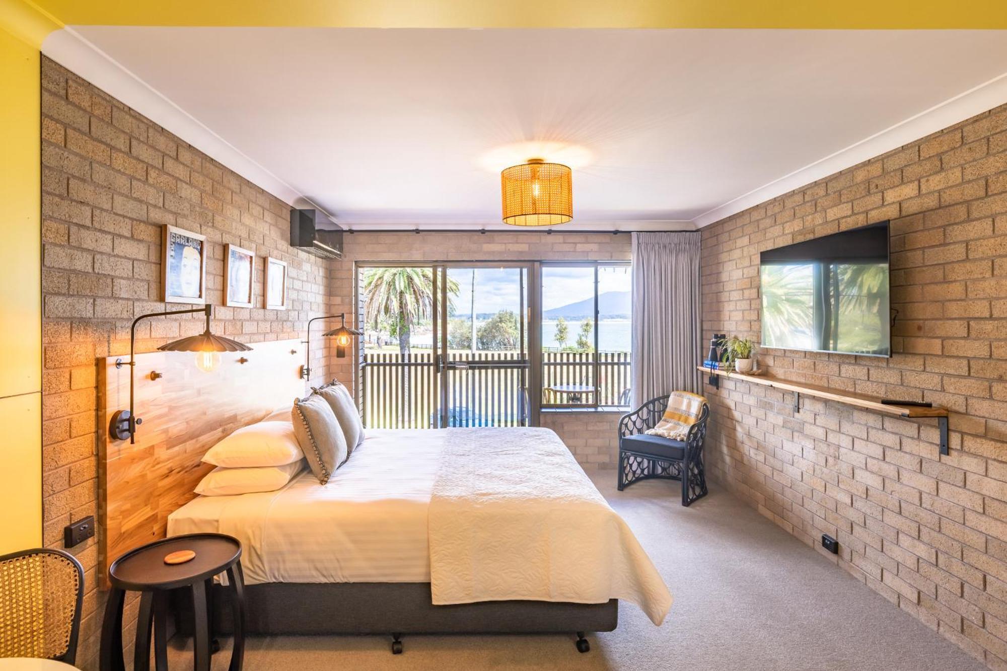 Bermagui Beach Hotel ภายนอก รูปภาพ