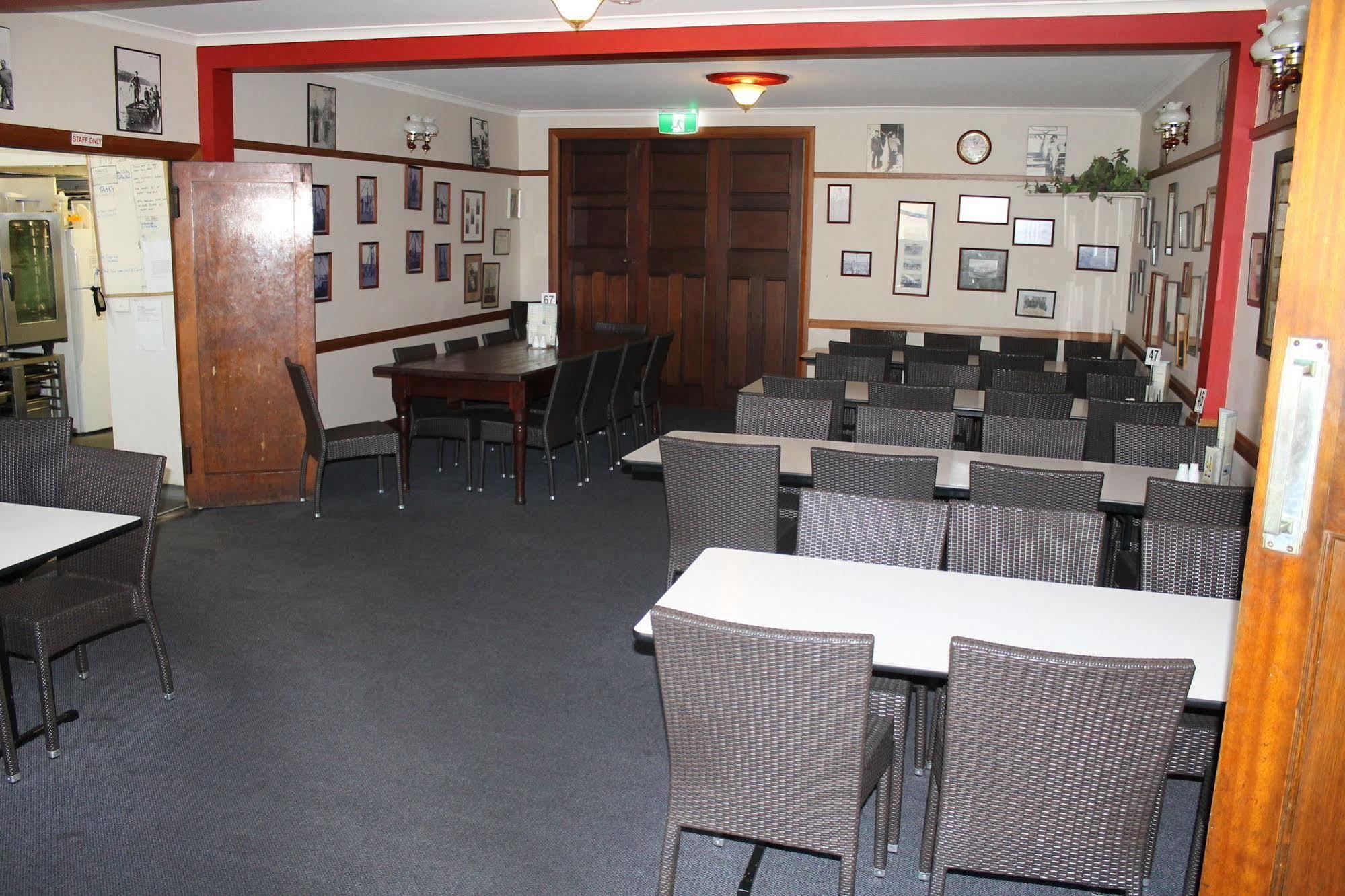 Bermagui Beach Hotel ภายนอก รูปภาพ